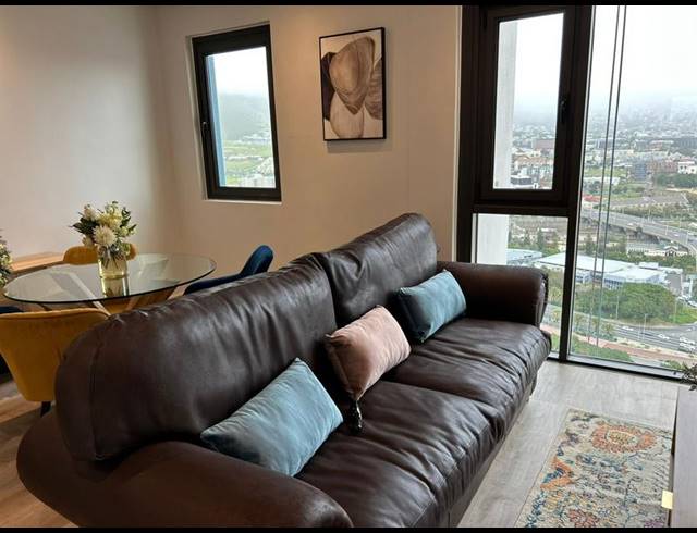 1 BEDROOM APARTMENT FOR SALE IN CAPE TOWN CITY CENTRE